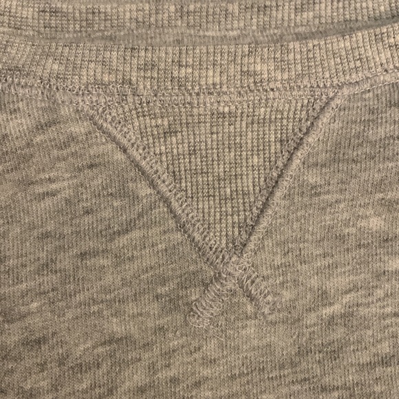 Grey Crew Neck - Picture 4 of 5